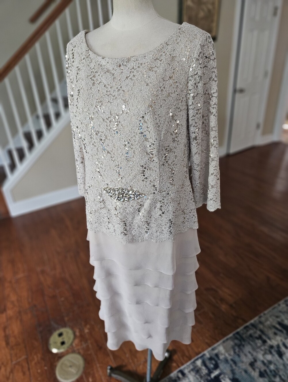 Jessica Howard Sequin Formal Dress Size  14